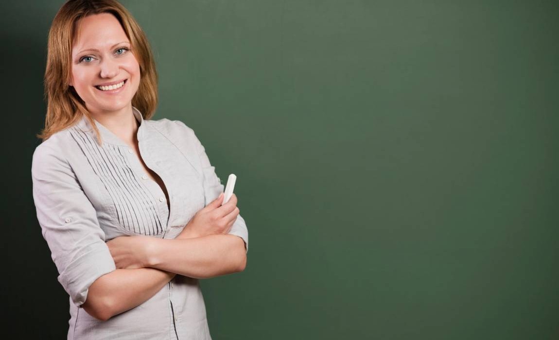 O mercado de trabalho e a média salarial do professor de história